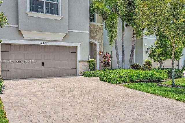 4353 Large Leaf Lane, Hollywood, FL 33021
