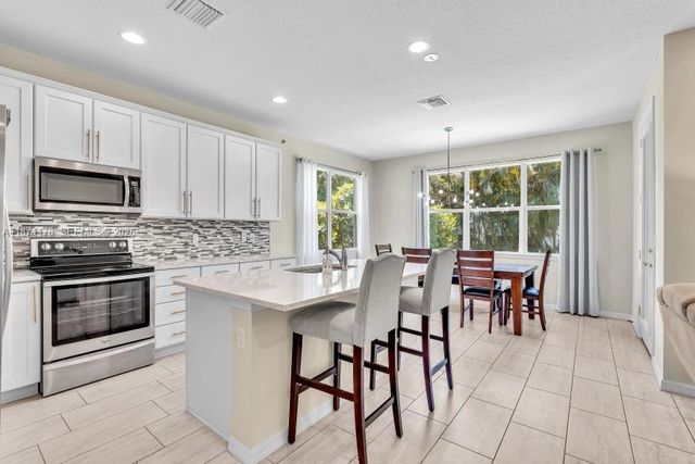 4353 Large Leaf Lane, Hollywood, FL 33021