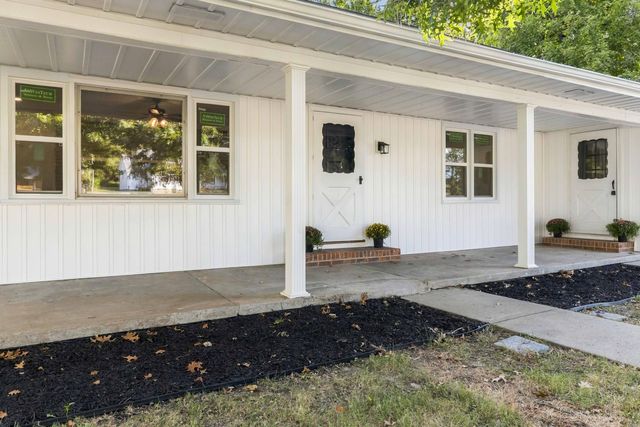 285 Kentucky 643, Waynesburg, KY 40489