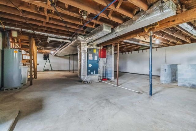 285 Kentucky 643, Waynesburg, KY 40489
