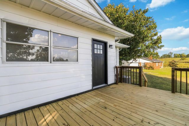 285 Kentucky 643, Waynesburg, KY 40489