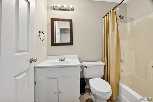 75 Sugar Glen Court 7, St Peters, MO 63376