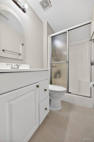 75 Sugar Glen Court 7, St Peters, MO 63376