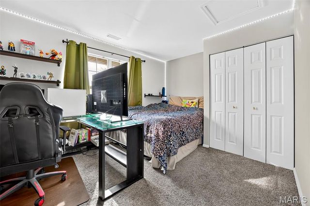 75 Sugar Glen Court 7, St Peters, MO 63376