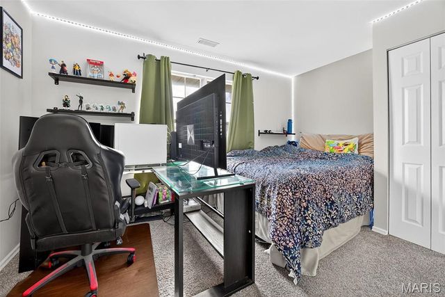 75 Sugar Glen Court 7, St Peters, MO 63376