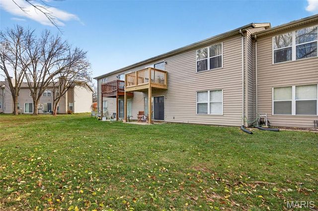 75 Sugar Glen Court 7, St Peters, MO 63376