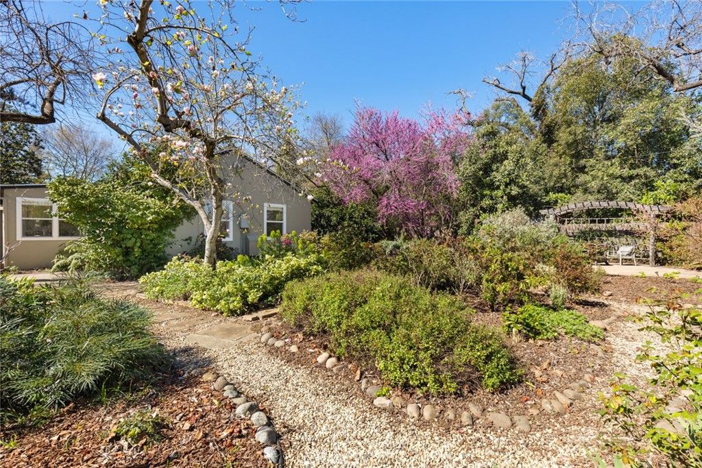 Image 35 of property listing at 1440 Laburnum Avenue, Chico, CA 95926