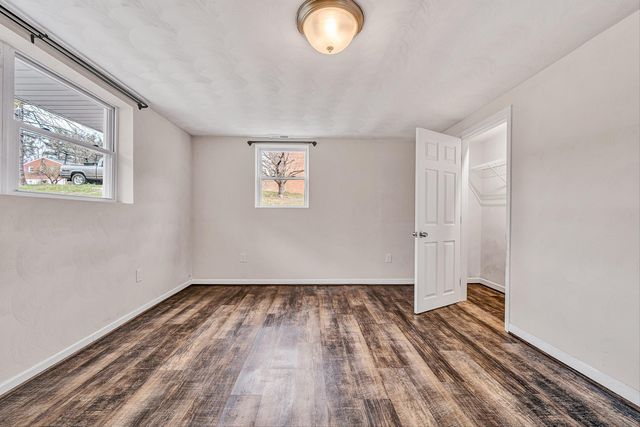 433 Dawnridge LN, Troutville, VA 24175