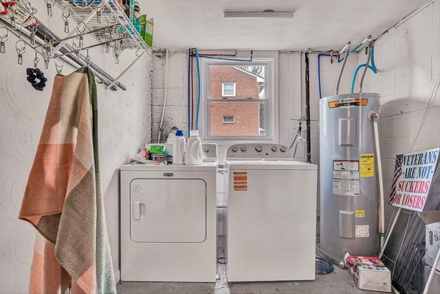 433 Dawnridge LN, Troutville, VA 24175