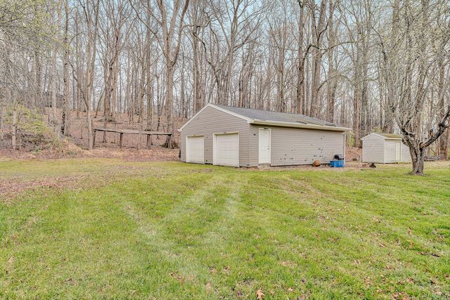 433 Dawnridge LN, Troutville, VA 24175