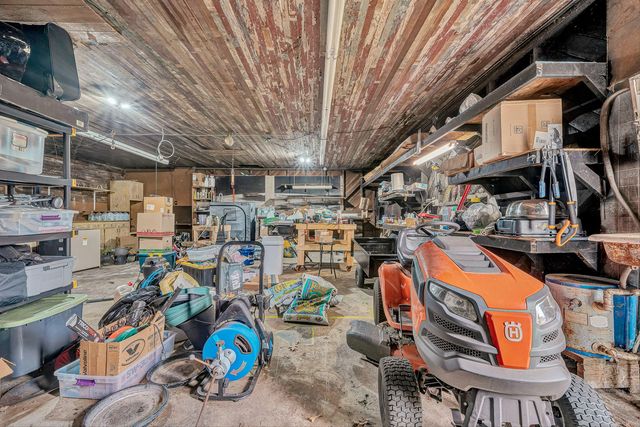 433 Dawnridge LN, Troutville, VA 24175