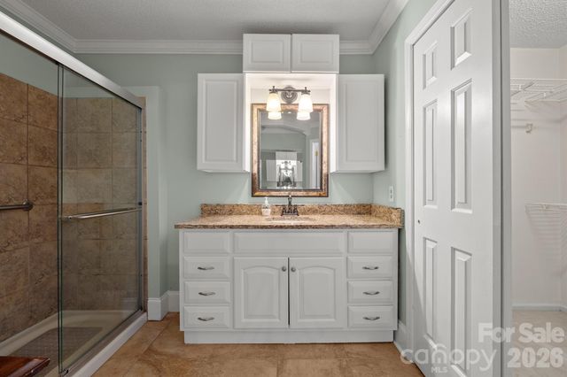 5805 Amity Springs Drive, Charlotte, NC 28212