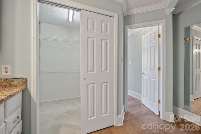 5805 Amity Springs Drive, Charlotte, NC 28212