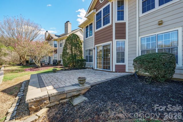 5805 Amity Springs Drive, Charlotte, NC 28212