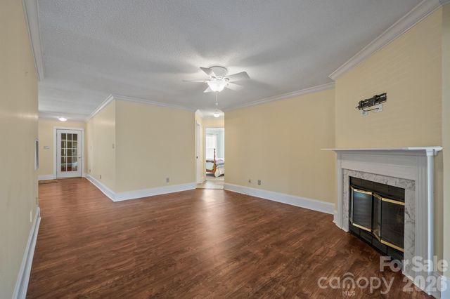 5805 Amity Springs Drive, Charlotte, NC 28212