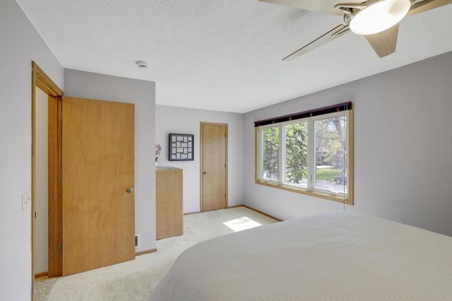 2890 Zanzibar Lane N, Plymouth, MN 55447