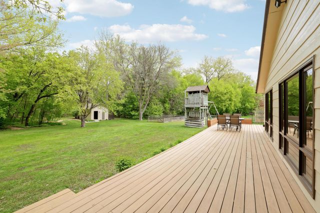 2890 Zanzibar Lane N, Plymouth, MN 55447