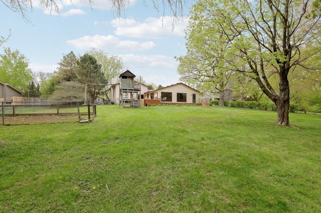 2890 Zanzibar Lane N, Plymouth, MN 55447
