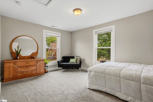 22 2nd Avenue, Greenville, SC 29609