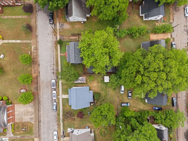 22 2nd Avenue, Greenville, SC 29609