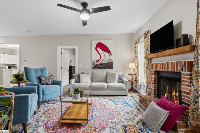 22 2nd Avenue, Greenville, SC 29609