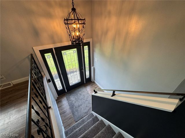 1168 Everbright Drive, Uniontown, OH 44685