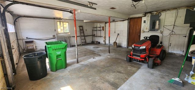 1168 Everbright Drive, Uniontown, OH 44685