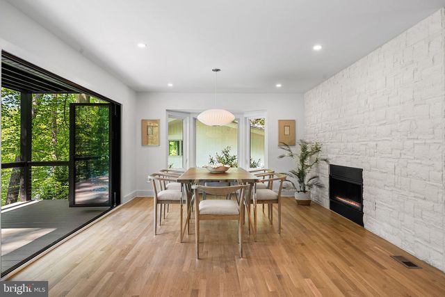 3804 LAKEVIEW TER, Falls Church, VA 22041