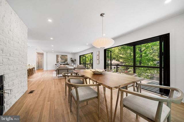 3804 LAKEVIEW TER, Falls Church, VA 22041