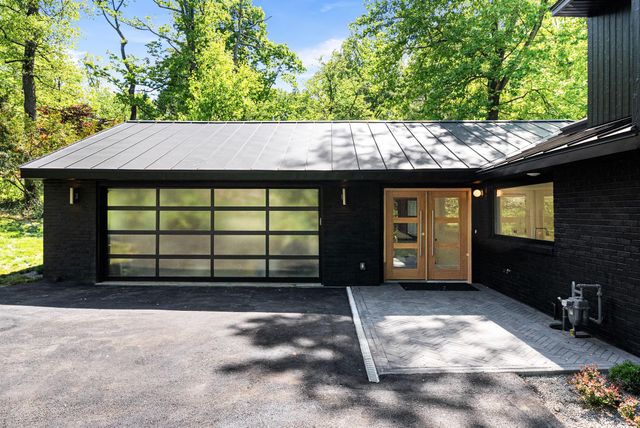 3804 LAKEVIEW TER, Falls Church, VA 22041
