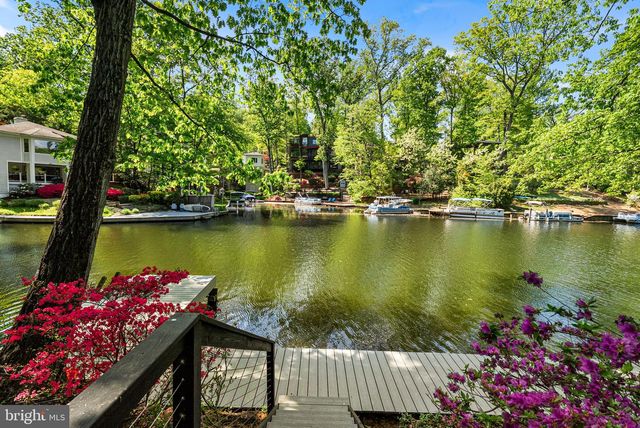 3804 LAKEVIEW TER, Falls Church, VA 22041