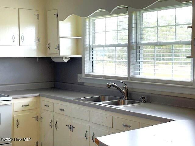 2064 Fountaintown Road, Chinquapin, NC 28521
