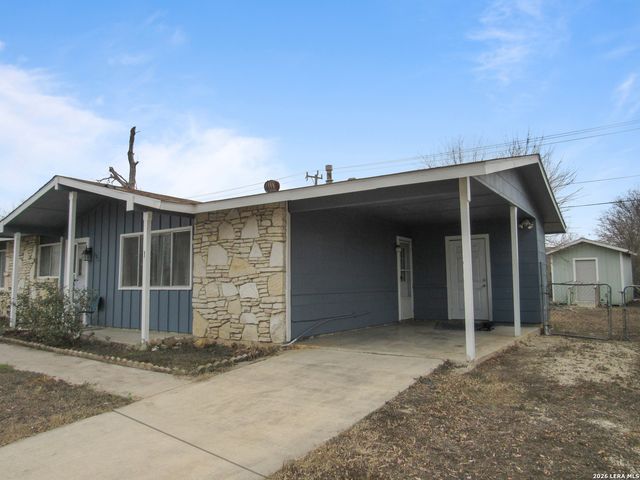 182 Moon Valley, San Antonio, TX 78227