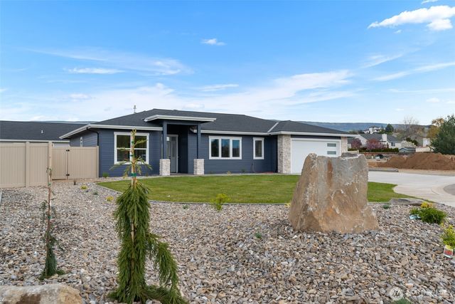 2244 Brinley Court, East Wenatchee, WA 98802