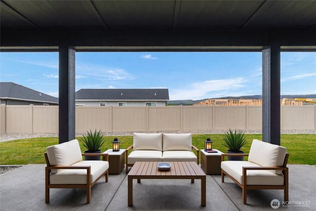 2244 Brinley Court, East Wenatchee, WA 98802