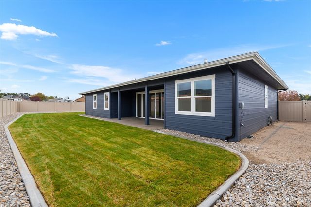 2244 Brinley Court, East Wenatchee, WA 98802