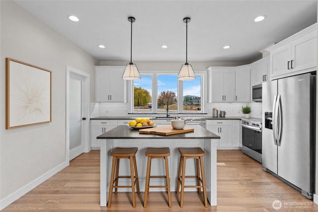 2244 Brinley Court, East Wenatchee, WA 98802