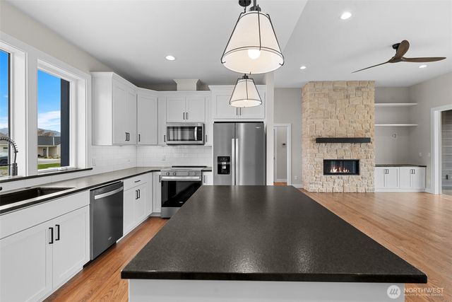 2244 Brinley Court, East Wenatchee, WA 98802