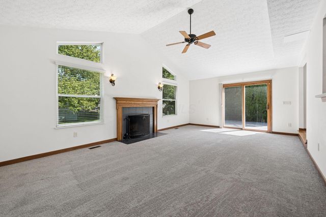 5935 Hampton Corners S, Hilliard, OH 43026