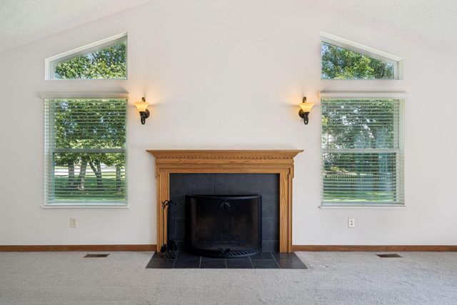 5935 Hampton Corners S, Hilliard, OH 43026