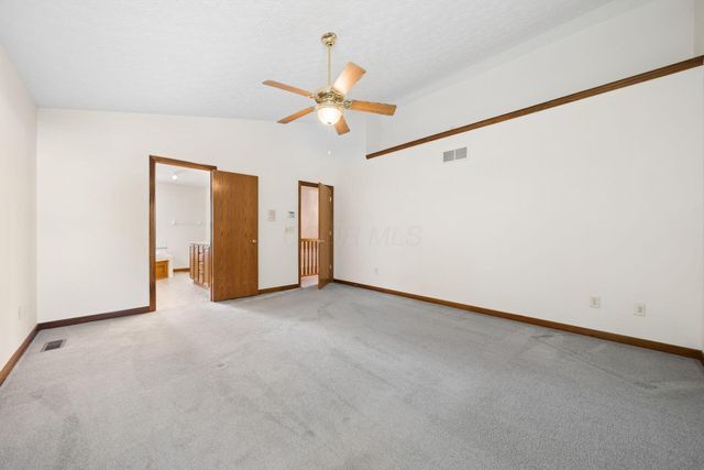 5935 Hampton Corners S, Hilliard, OH 43026