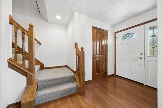 5935 Hampton Corners S, Hilliard, OH 43026