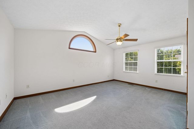 5935 Hampton Corners S, Hilliard, OH 43026