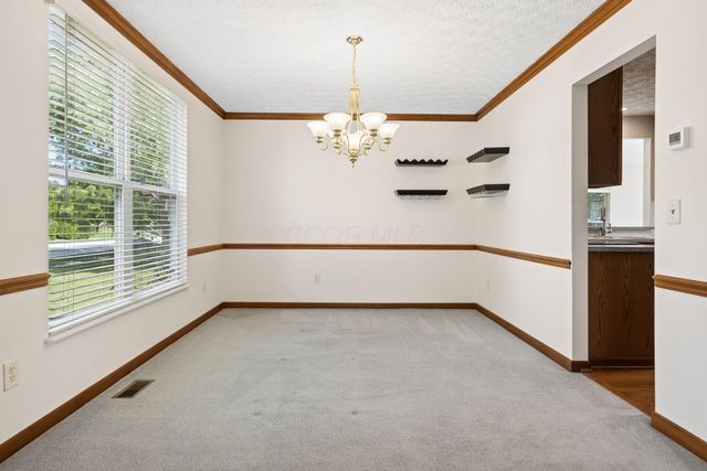 5935 Hampton Corners S, Hilliard, OH 43026