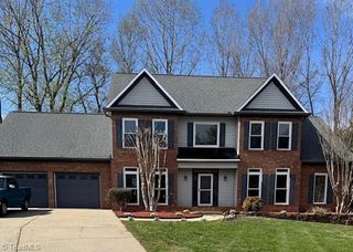 3412 Lochurst Court, Pfafftown, NC 27040