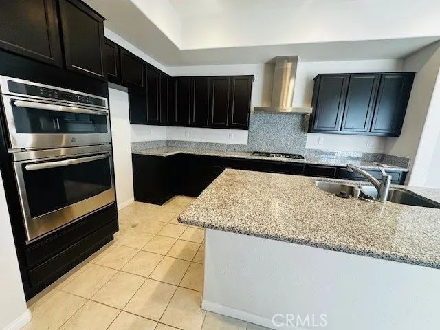 140 Spectacle, Irvine, CA 92618