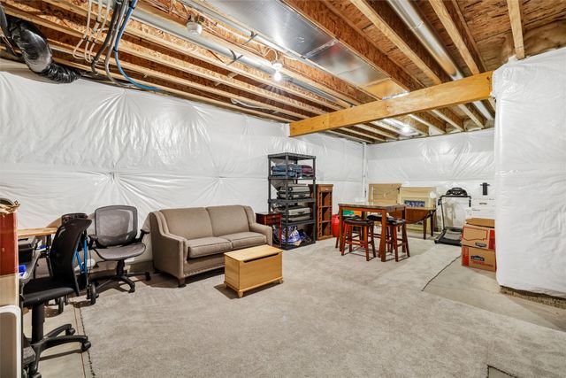 1585 NW Parkside Lane, Waukee, IA 50263