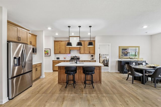 1585 NW Parkside Lane, Waukee, IA 50263