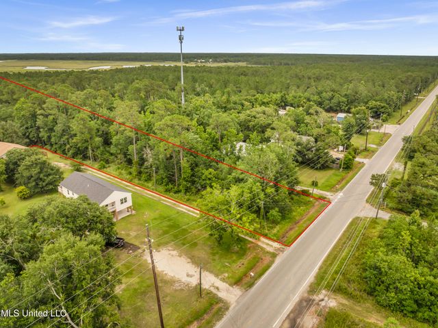 501 E North Street, Pass Christian, MS 39571