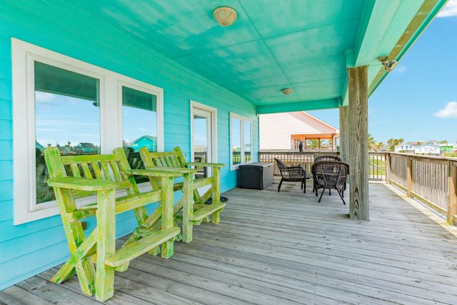 516 Treaty Drive, Surfside Beach, TX 77541